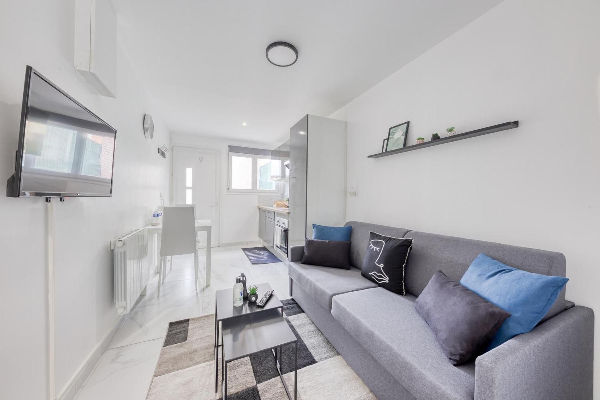 Appartement - 4 Personnes - Parking Prive - Metro 7 - Rer B La Courneuve Exteriér fotografie